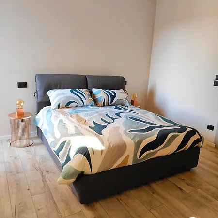 아파트 La Morra Apartments *