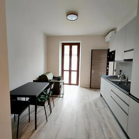 아파트 La Morra Apartments