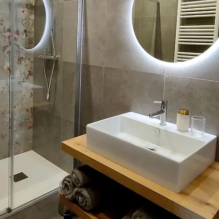 La Morra Apartments דירה